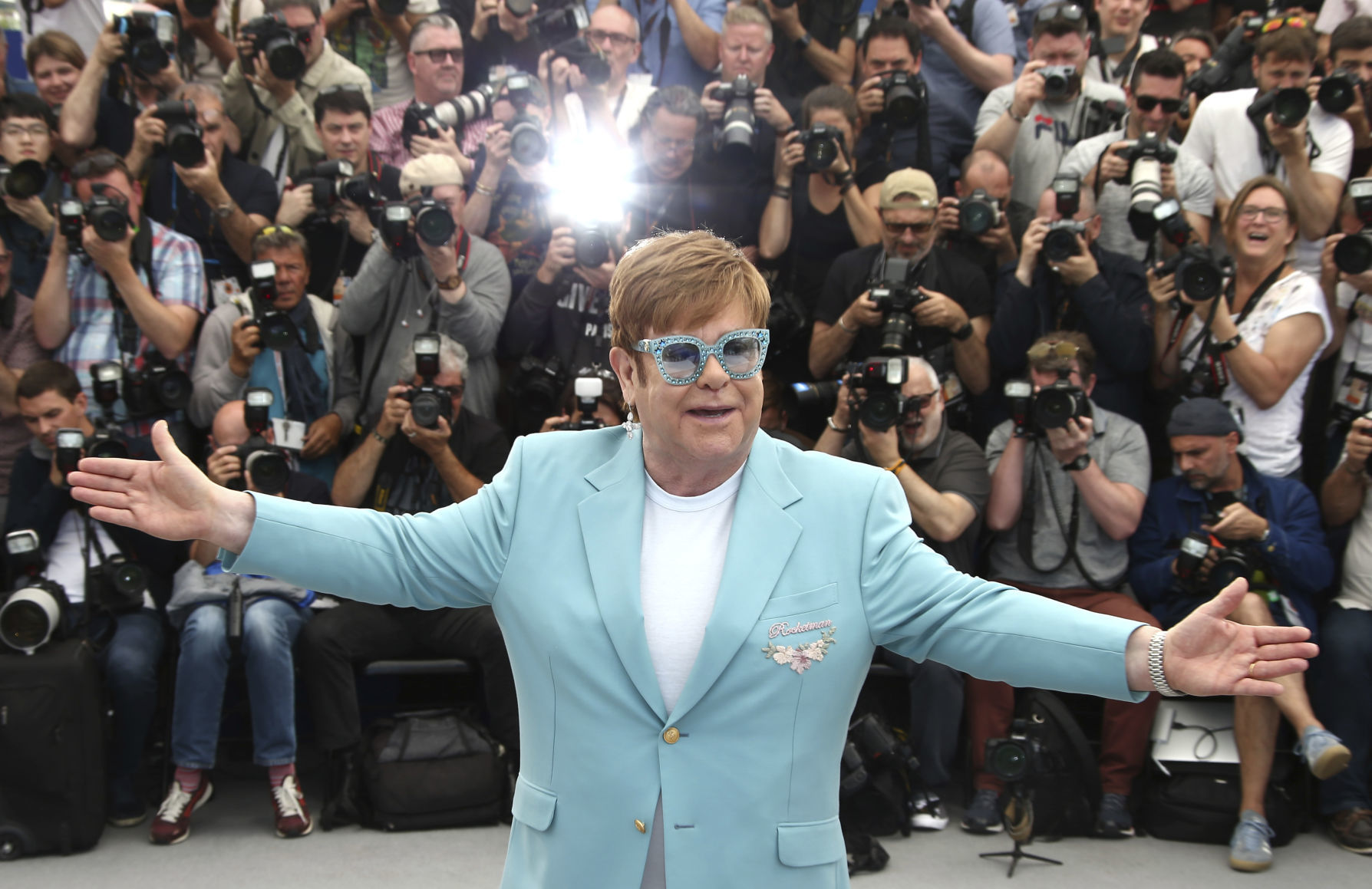 Elton John, 72